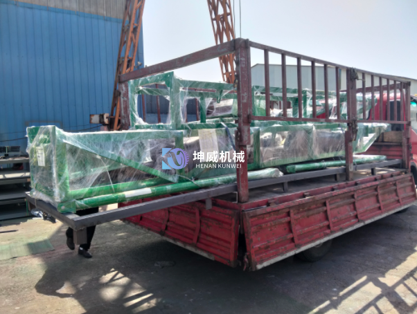 發往山東的移動式皮帶機